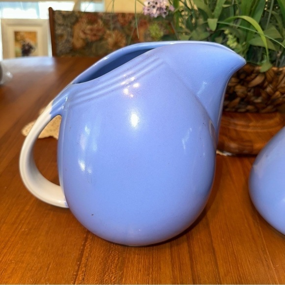 Vintage 3 Hall's Rose Parade pitchers, water, tea pot creamer - Picture 4 of 13